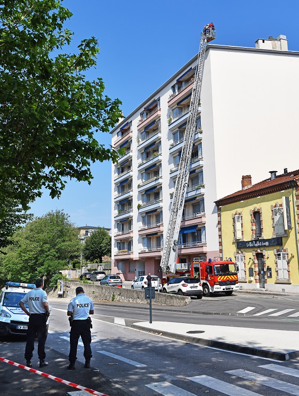 (c) Joël Garnier