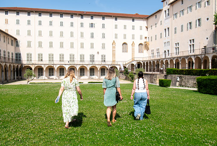 Le printemps au musée de la Chaussure