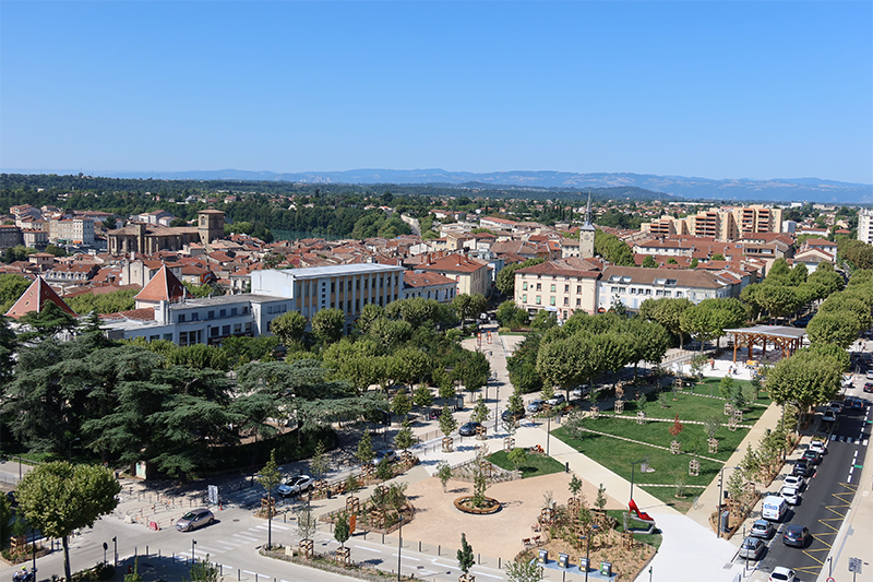 Appel à manifestation, Place Jean-Jaurès