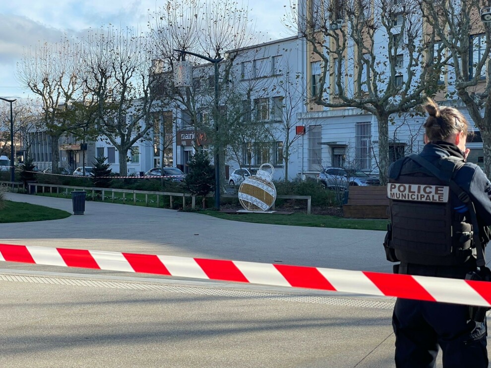 Alerte à la bombe en cours