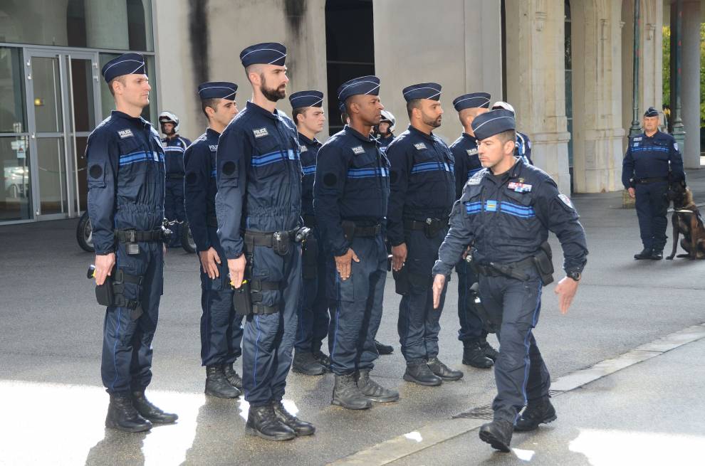 Les polices